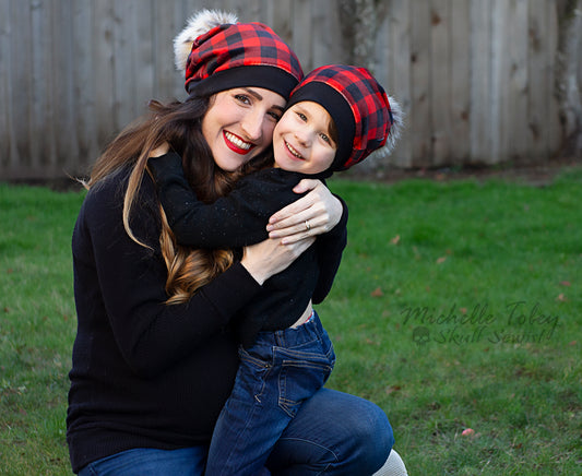Free Beanie Blog with Faux Fur Pom Tutorial