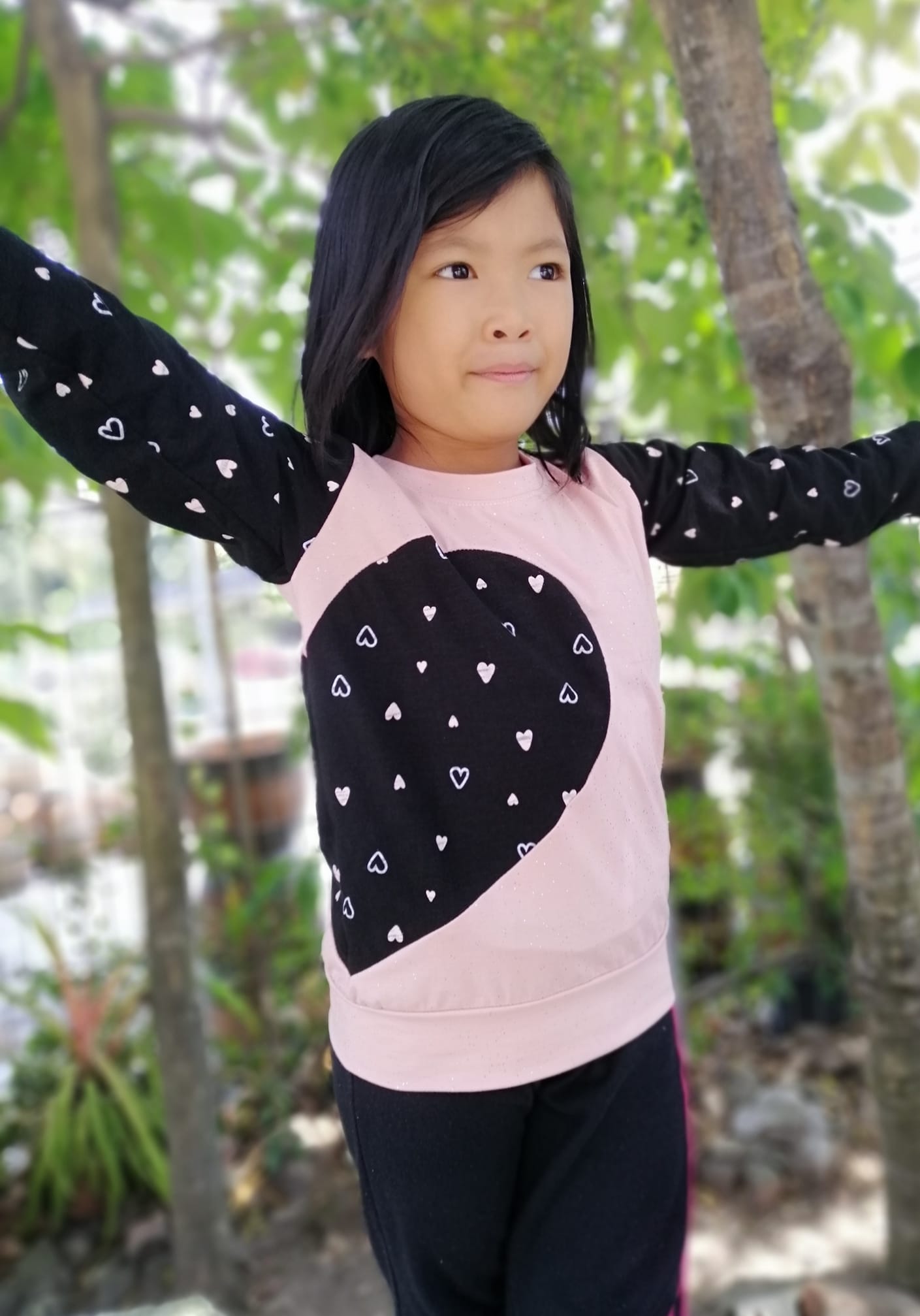 Heart On My Sleeve Hoodie PDF SEWING PATTERN *Projector/A0/Copy Shop Friendly**