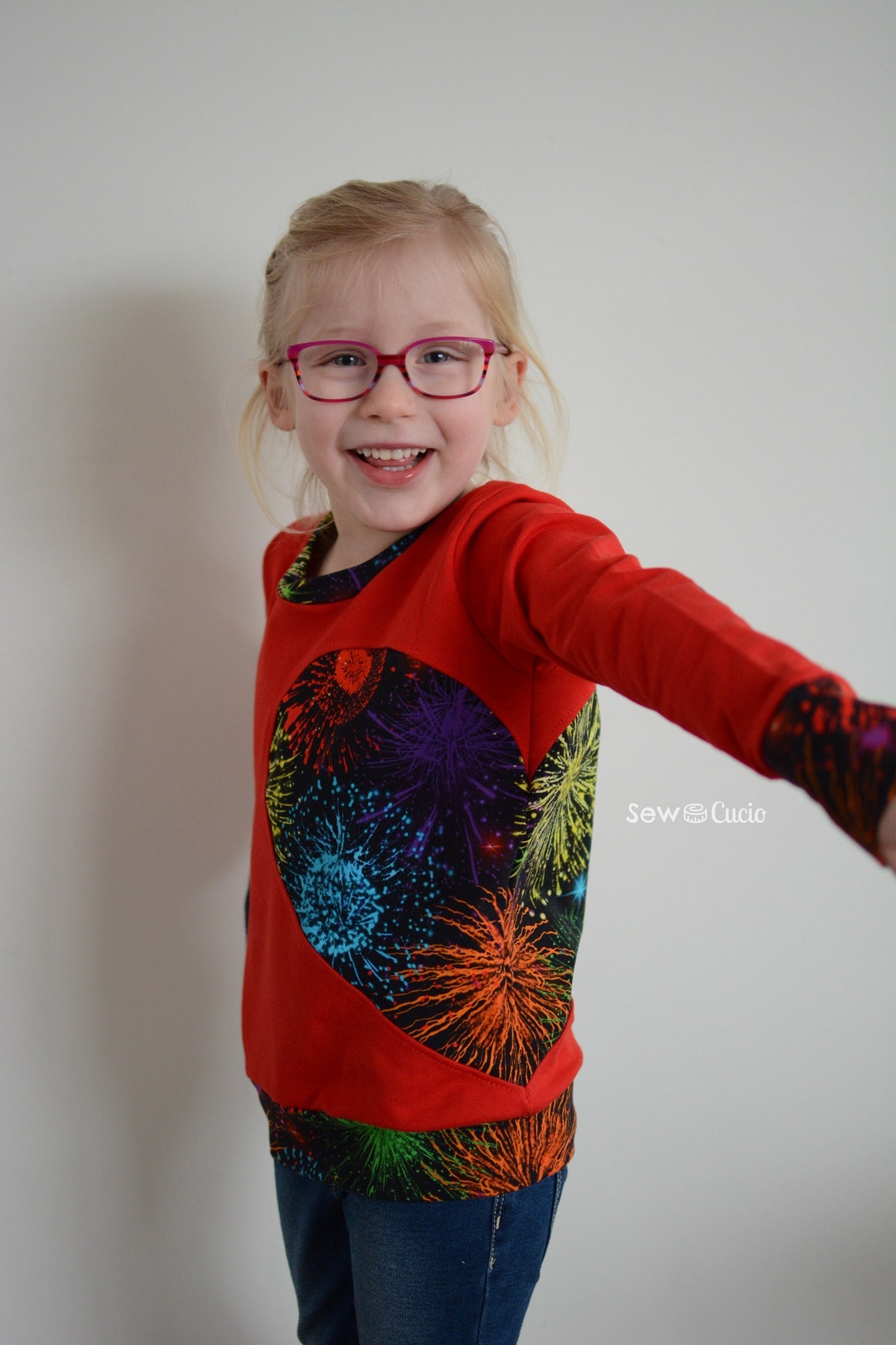 Heart On My Sleeve Hoodie PDF SEWING PATTERN *Projector/A0/Copy Shop Friendly**