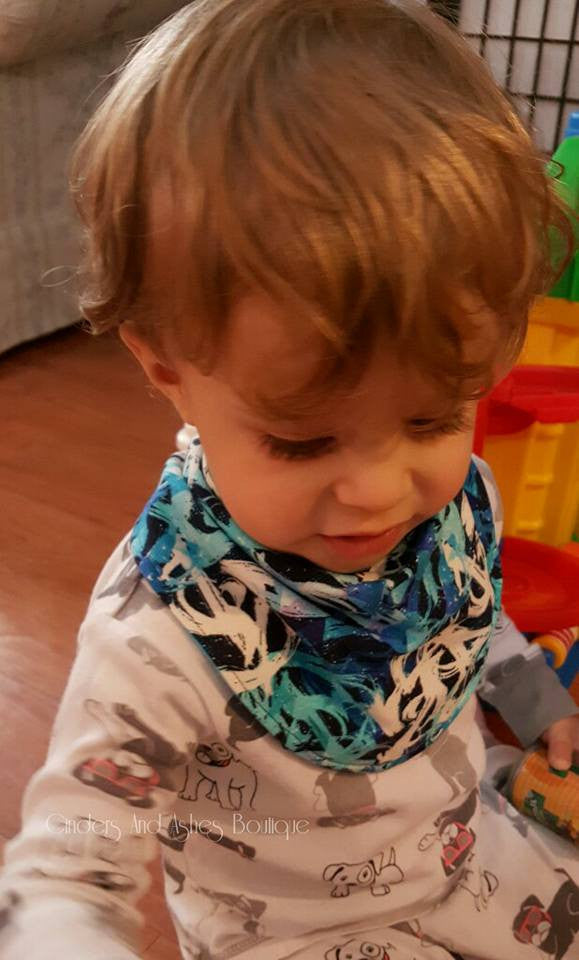 Dribble Lips Bandana Bib SEWING PDF Pattern