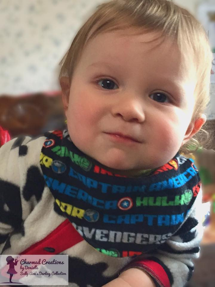 Dribble Lips Bandana Bib SEWING PDF Pattern