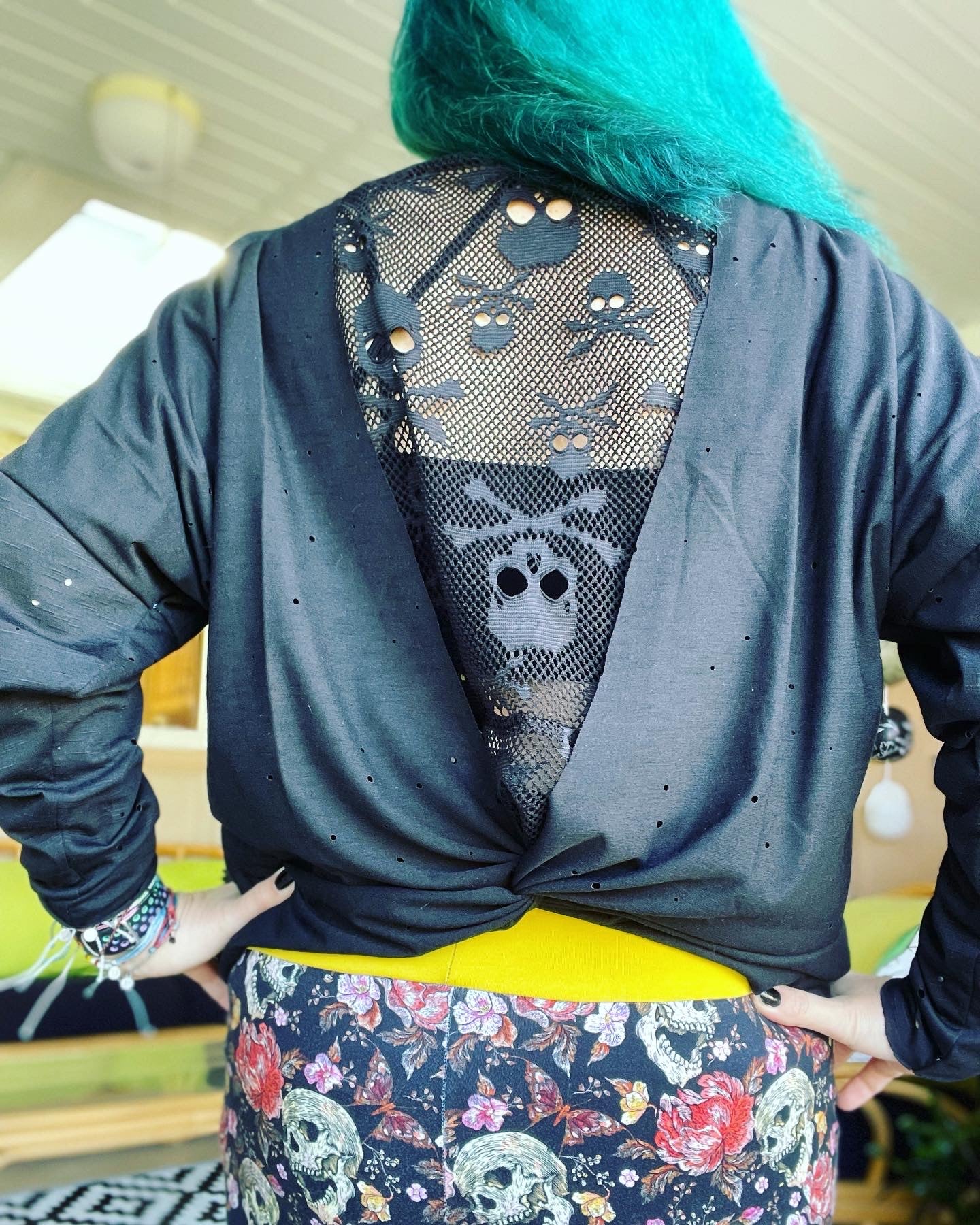 Adult Twist & Slouch - Digital Sewing Pattern - dolman style top