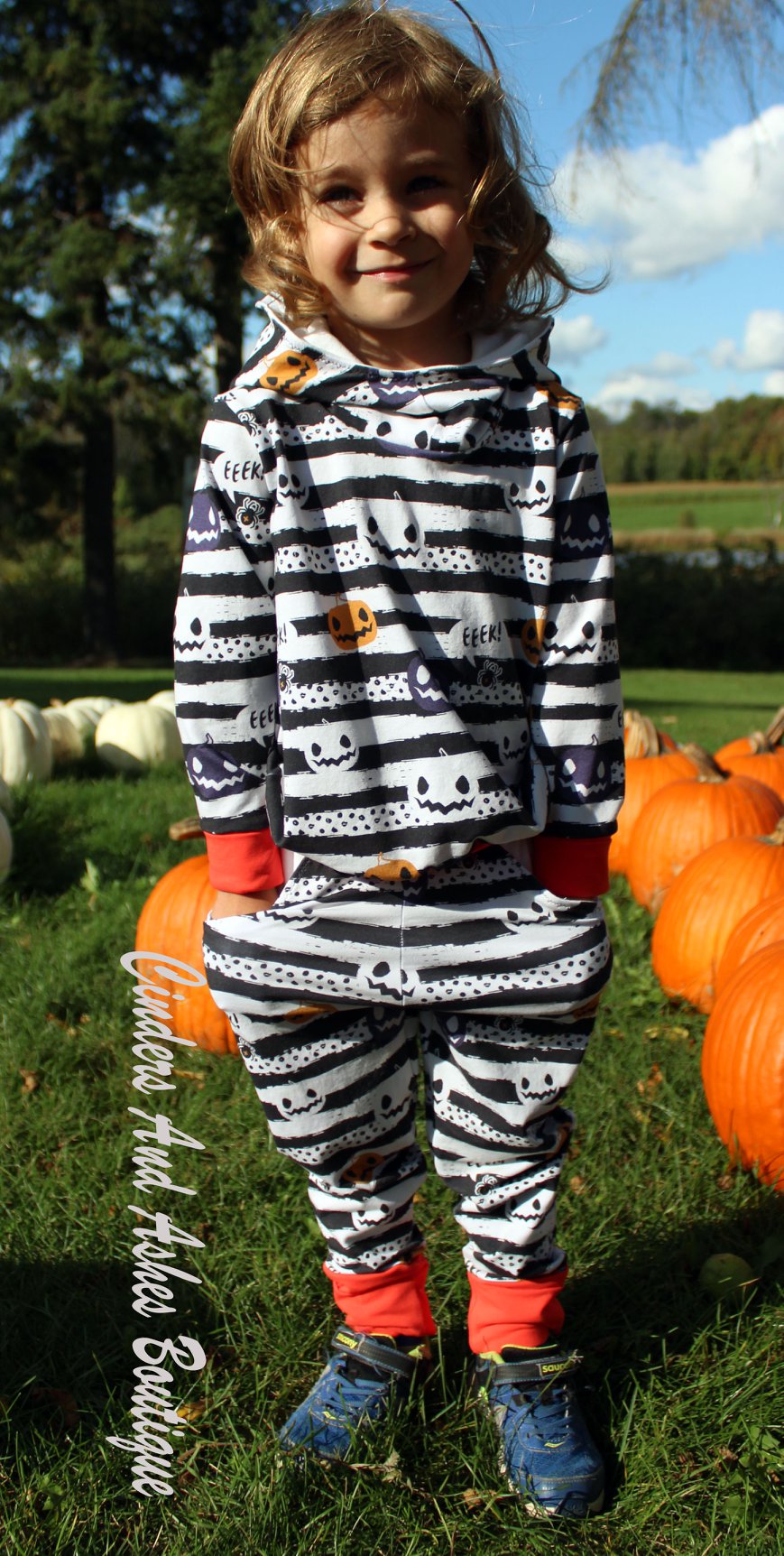 THE Hoodie -Grow with Me Hoodie- PDF SEWING PATTERN **Projector/A0 Friendly**