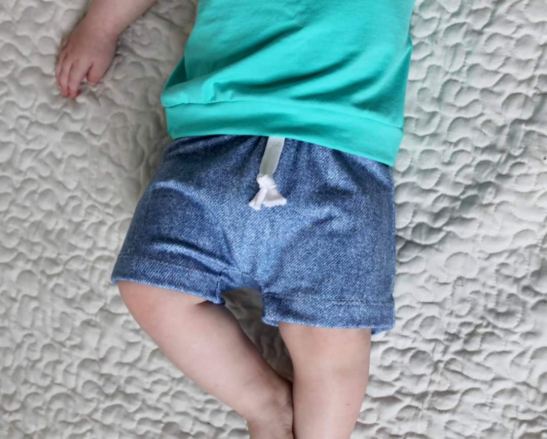 Key Largo Cargo Shorts  SEWING PDF PATTERN -Projector/AO Friendly-